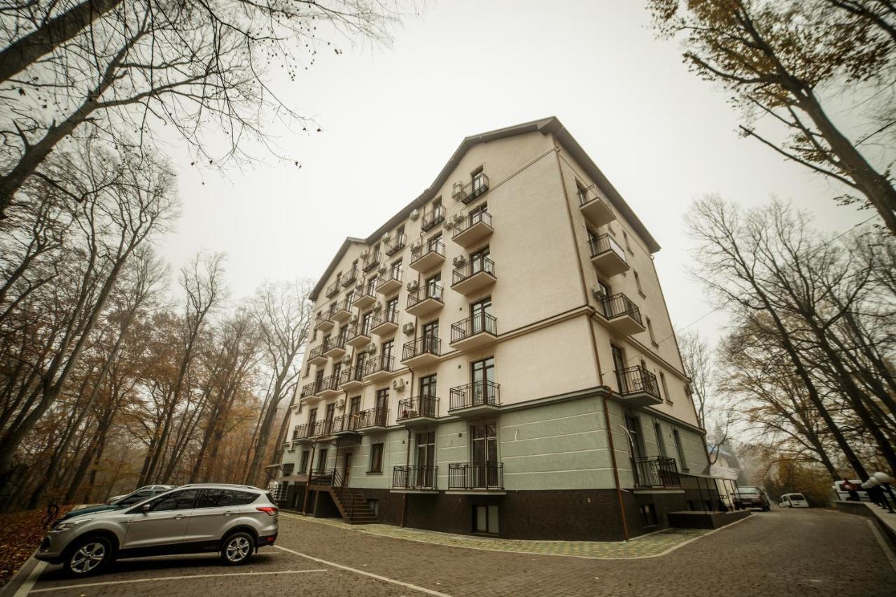 Кайзервальд Клуб Hotel การ์ปาตี ภายนอก รูปภาพ