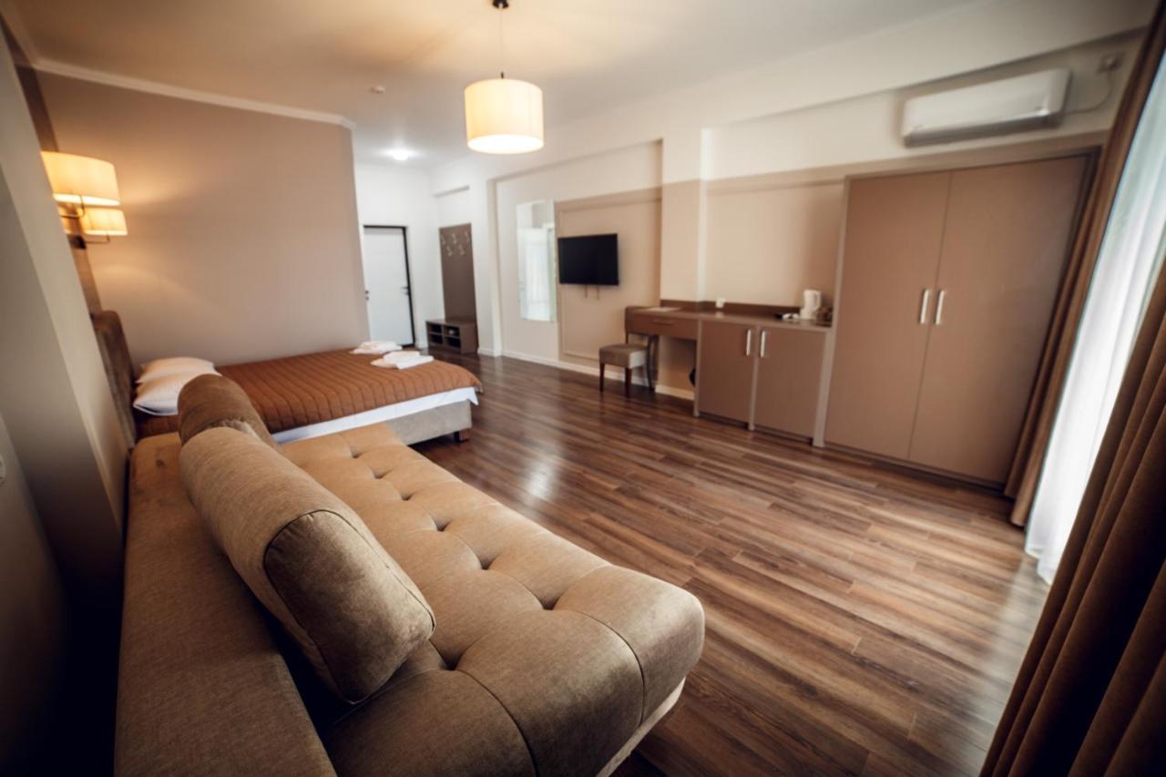Кайзервальд Клуб Hotel การ์ปาตี ภายนอก รูปภาพ