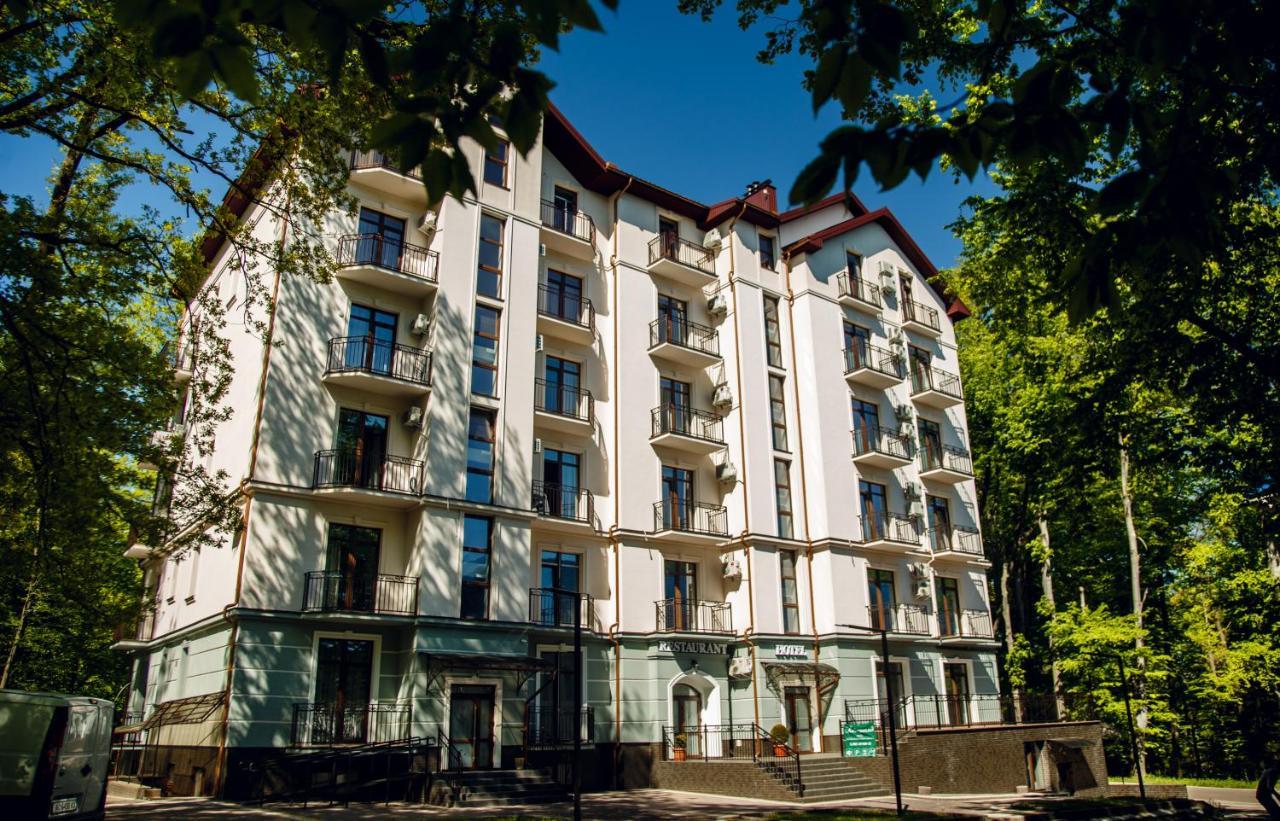 Кайзервальд Клуб Hotel การ์ปาตี ภายนอก รูปภาพ